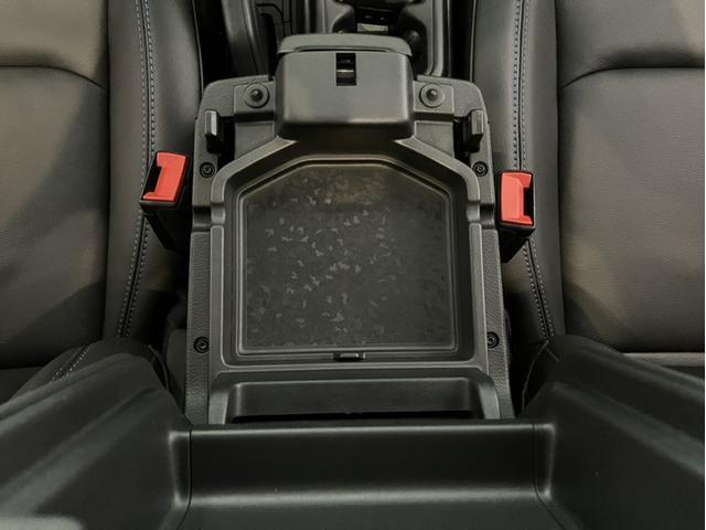 ルビコン4xe フル装備 ワンオーナー車両 衝突被害軽減ブレーキ コーナーセンサー アダクティブクルーズコントロール Uconnectナビ搭載 ETC2.0車載器 バックカメラ LEDヘッドライト Bluetooth(34枚目)
