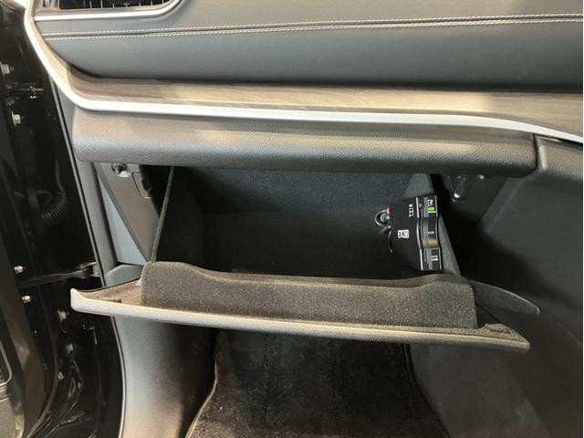 ジープ・グランドチェロキーＬ リミテッド　新車保証継承　ＡｐｐｌｅＣａｒｐｌａｙ　ＡｎｄｒｏｉｄＡｕｔｏ　ＥＴＣ２．０　弊社試乗車（60枚目）