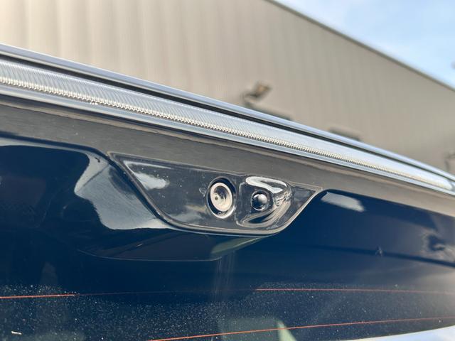 ジープ・グランドチェロキーＬ サミット　リザーブ　弊社デモカー　新車保証継承　エアサス　Ｖ６エンジン　３．６Ｌ　シートマッサージ　ファムカメラ　４ＷＤ　全周囲カメラ　サンルーフ　純正アルミホイール２１インチ（46枚目）