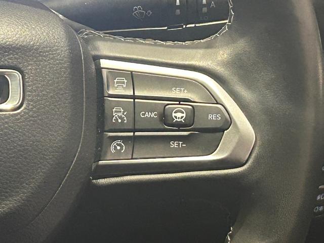 ジープ・コマンダー リミテッド　新車保証継承　弊社元試乗車　認定中古車保証　ＡｐｐｌｅＣａｒｐｌａｙ　ＡｎｄｒｏｉｄＡｕｔｏ　ＥＴＣ２．０　ディーゼル　７人乗り３列シート（34枚目）