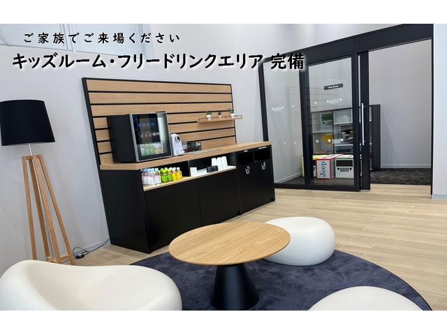 ジープ・コマンダー リミテッド　新車保証継承　弊社元試乗車　認定中古車保証　ＡｐｐｌｅＣａｒｐｌａｙ　ＡｎｄｒｏｉｄＡｕｔｏ　ＥＴＣ２．０　ディーゼル　７人乗り３列シート（50枚目）