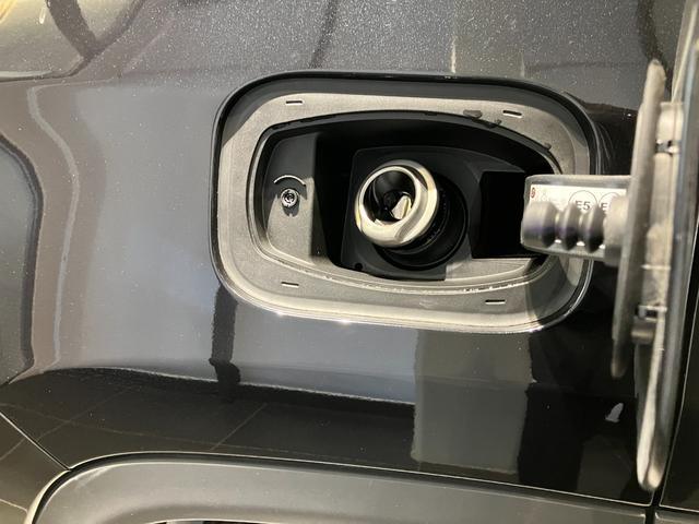 ジープ・コンパス 　新車保証継承　純正ナビ　ＬＥＤヘッドライト　全周囲カメラ　ＥＴＣ２．０　レザーシート　電動パワーシート　電動パワーリアゲート　障害物センサー　衝突軽減ブレーキ　アダプティブクルーズコントロール（13枚目）