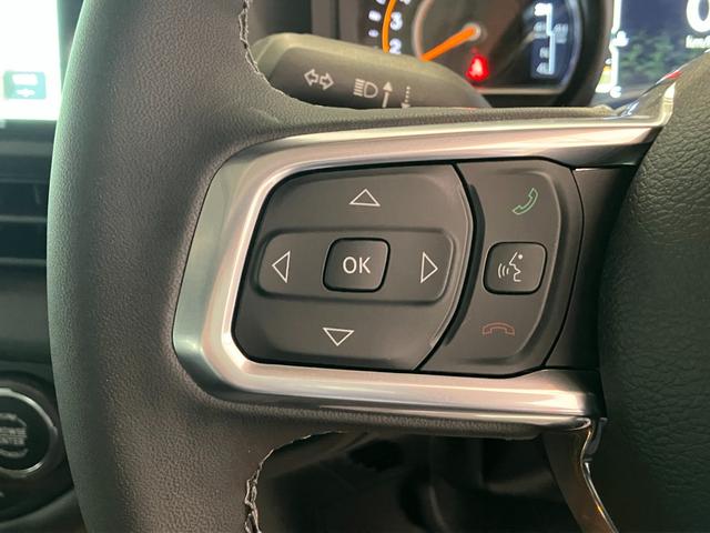 ジープ・ラングラーアンリミテッド サハラ　ホセ　新車保証継承　純正ナビ　ＬＥＤヘッドライト　　ＥＴＣ２．０　レザーシート　電動パワーシート　限定車１００台　障害物センサー　衝突軽減ブレーキ　アダプティブクルーズコントロール（18枚目）