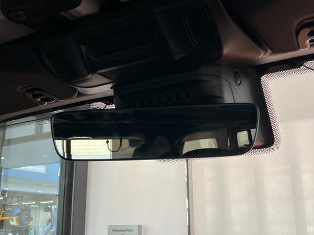 ジープ・ラングラーアンリミテッド サハラ　ホセ　新車保証継承　純正ナビ　ＬＥＤヘッドライト　　ＥＴＣ２．０　レザーシート　電動パワーシート　限定車１００台　障害物センサー　衝突軽減ブレーキ　アダプティブクルーズコントロール（44枚目）