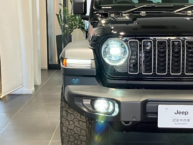 ジープ・ラングラーアンリミテッド 新車保証継承 認定中古車 AppleCarplay AndroidAuto ETC2.0 SDナビ パワーシート シートヒーター ステアリングヒーター レザーシート(11枚目)