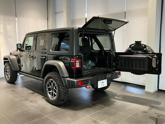 ジープ・ラングラーアンリミテッド 新車保証継承 認定中古車 AppleCarplay AndroidAuto ETC2.0 SDナビ パワーシート シートヒーター ステアリングヒーター レザーシート(24枚目)