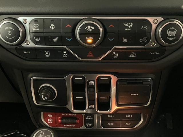 ジープ・ラングラーアンリミテッド 新車保証継承 認定中古車 AppleCarplay AndroidAuto ETC2.0 SDナビ パワーシート シートヒーター ステアリングヒーター レザーシート(39枚目)