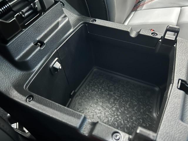 ���₢���킹�́A�W�[�v���͌��F�O�S�Q�|�V�T�V�|�O�T�T�T�܂ŁI�I���҂����Ă���܂��B