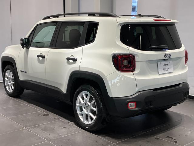 ジープ・レネゲード アルティテュード　ｅ－ハイブリッド　新車保証継承　ＡｐｐｌｅＣａｒｐｌａｙ　ＡｎｄｒｏｉｄＡｕｔｏ　ＥＴＣ２．０　Ｂｌｕｅｔｏｏｔｈ　認定中古車　マイルドハイブリット（12枚目）