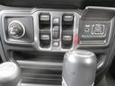 サハラ　認定中古車保証　弊社元デモカー　１８インチアルミホイール　障害物センサー　アダクティブクルーズコントロール　レザーシート　シートヒーター　ＡｐｐｌｅＣａｒＰｌａｙ　ＡｎｄｒｏｉｄＡｕｔｏ(40枚目)