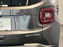 ショールームでは、認定中古車に加え、最新のニューモデルも各種取り揃えております。見学や試乗はもちろん、専門スタッフによるアドバイスなど、様々なサービスを通して、「ジープのある生活」をご体感いただけます
