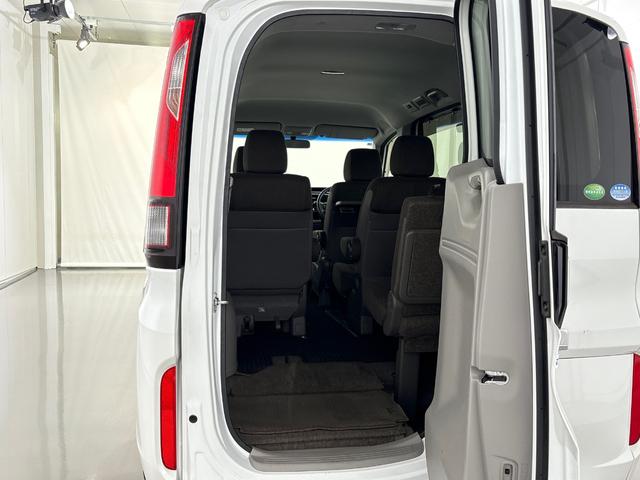 ステップワゴン G センシング無し/純正メモリーナビ/フルセグTV/バックカメラ/両側パワースライドドア/ETC/クルーズコントロール/ 横滑り防止装置/わくわくゲート/ 整備記録簿 LEDライト ETC車載器 ナビTV(35枚目)