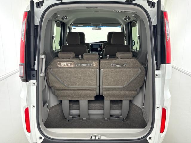 ステップワゴン G センシング無し/純正メモリーナビ/フルセグTV/バックカメラ/両側パワースライドドア/ETC/クルーズコントロール/ 横滑り防止装置/わくわくゲート/ 整備記録簿 LEDライト ETC車載器 ナビTV(36枚目)