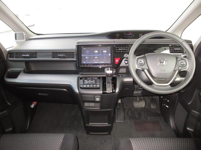 ステップワゴンスパーダ スパーダホンダセンシング　／禁煙車／９ｉｎ画面ナビＶＸＭ－１７５ＶＦＮｉ／フルセグＴＶ／リア席モニター／両側電動スライドドア／スマートキー／センシング／ＥＴＣ／ＬＥＤライト／リアカメラ／ＢＴＡ／純正１６ＡＷ／７人／カーテンＡＢ（8枚目）