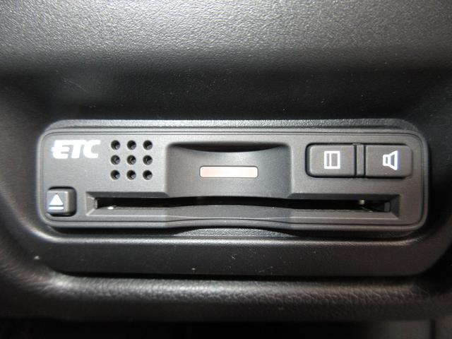 ステップワゴンスパーダ スパーダホンダセンシング　／禁煙車／９ｉｎ画面ナビＶＸＭ－１７５ＶＦＮｉ／フルセグＴＶ／リア席モニター／両側電動スライドドア／スマートキー／センシング／ＥＴＣ／ＬＥＤライト／リアカメラ／ＢＴＡ／純正１６ＡＷ／７人／カーテンＡＢ（9枚目）