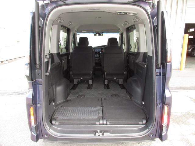 ステップワゴンスパーダ スパーダホンダセンシング　／禁煙車／９ｉｎ画面ナビＶＸＭ－１７５ＶＦＮｉ／フルセグＴＶ／リア席モニター／両側電動スライドドア／スマートキー／センシング／ＥＴＣ／ＬＥＤライト／リアカメラ／ＢＴＡ／純正１６ＡＷ／７人／カーテンＡＢ（17枚目）
