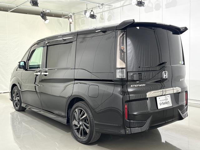 ステップワゴンスパーダ スパーダ・クールスピリットホンダセンシング 純正メモリーナビ/フルセグTV/バックカメラ/LEDヘッドライト/ETC2.0/両側パワースライドドア/リア席ルーフモニター/パドルシフト/スマートキー/前後ドラレコ/サイドカーテンエアバック 地TV(7枚目)