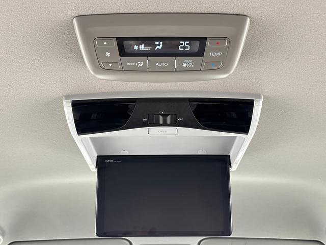 ステップワゴンスパーダ スパーダ・クールスピリットホンダセンシング 純正メモリーナビ/フルセグTV/バックカメラ/LEDヘッドライト/ETC2.0/両側パワースライドドア/リア席ルーフモニター/パドルシフト/スマートキー/前後ドラレコ/サイドカーテンエアバック 地TV(18枚目)