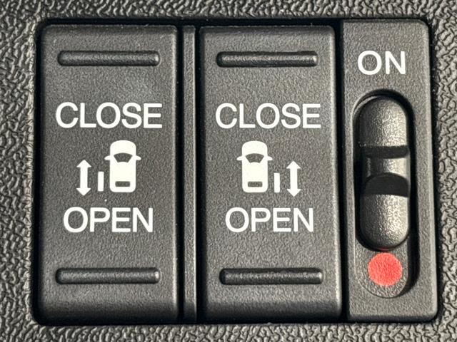 ステップワゴンスパーダ スパーダ・クールスピリットホンダセンシング 純正メモリーナビ/フルセグTV/バックカメラ/LEDヘッドライト/ETC2.0/両側パワースライドドア/リア席ルーフモニター/パドルシフト/スマートキー/前後ドラレコ/サイドカーテンエアバック 地TV(23枚目)