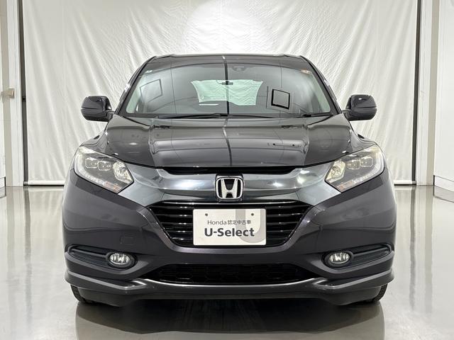 ヴェゼル ハイブリッドX /ワンオーナー/禁煙車/純正メモリーナビ/リアカメラ/LEDヘッドライト/ 純正16インチアルミホイール/前後ドラレコ/シートヒーター/CTBA/ メンテナンスノート キーレスエントリー リヤカメラ(4枚目)