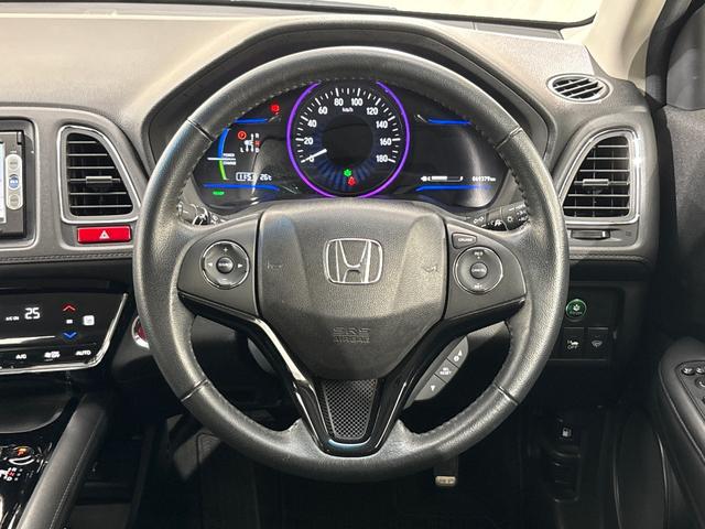 ヴェゼル ハイブリッドX /ワンオーナー/禁煙車/純正メモリーナビ/リアカメラ/LEDヘッドライト/ 純正16インチアルミホイール/前後ドラレコ/シートヒーター/CTBA/ メンテナンスノート キーレスエントリー リヤカメラ(10枚目)