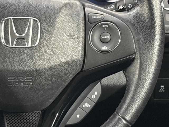 ヴェゼル ハイブリッドX /ワンオーナー/禁煙車/純正メモリーナビ/リアカメラ/LEDヘッドライト/ 純正16インチアルミホイール/前後ドラレコ/シートヒーター/CTBA/ メンテナンスノート キーレスエントリー リヤカメラ(12枚目)