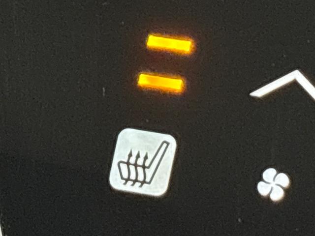 ヴェゼル ハイブリッドX /ワンオーナー/禁煙車/純正メモリーナビ/リアカメラ/LEDヘッドライト/ 純正16インチアルミホイール/前後ドラレコ/シートヒーター/CTBA/ メンテナンスノート キーレスエントリー リヤカメラ(23枚目)