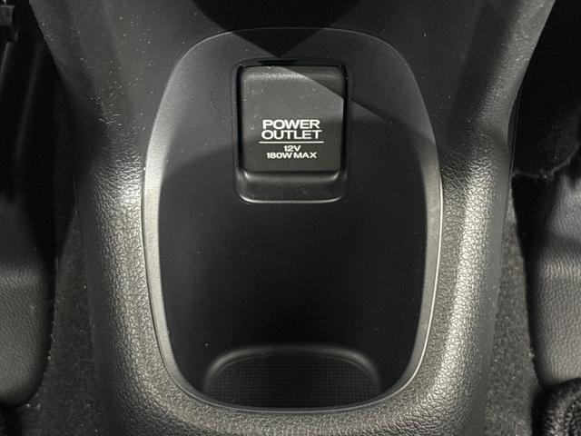 ヴェゼル ハイブリッドX /ワンオーナー/禁煙車/純正メモリーナビ/リアカメラ/LEDヘッドライト/ 純正16インチアルミホイール/前後ドラレコ/シートヒーター/CTBA/ メンテナンスノート キーレスエントリー リヤカメラ(33枚目)