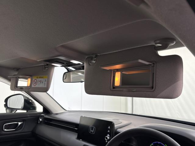 ヴェゼル ｅ：ＨＥＶＸ　純正メモリーナビ　フルセグＴＶ　バックカメラ　前後ドラレコ　ＬＥＤヘッドライト　ＥＴＣ２．０　横滑り防止装置　ホンダセンシング　パドルシフト　ワイヤレス充電器　前後障害物センサー　ＡＡＣ　スマ－トキ－（31枚目）