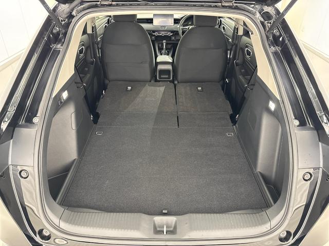 ヴェゼル ｅ：ＨＥＶＸ　純正メモリーナビ　フルセグＴＶ　バックカメラ　前後ドラレコ　ＬＥＤヘッドライト　ＥＴＣ２．０　横滑り防止装置　ホンダセンシング　パドルシフト　ワイヤレス充電器　前後障害物センサー　ＡＡＣ　スマ－トキ－（38枚目）