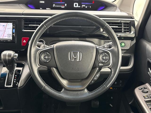 ステップワゴンスパーダ スパーダホンダセンシング 7人/禁煙車/リア席モニター/メモリナビVXM-175VFi/ホンダセンシング/フルセグTV/BTA/リアカメラ/ETC/LEDライト/スマートキー/両側電動スライドドア/純正16AW/カーテンAB/(11枚目)