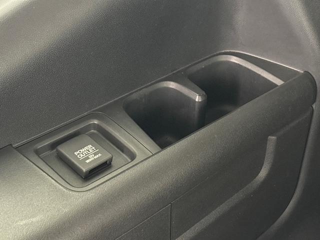 ステップワゴンスパーダ スパーダホンダセンシング 7人/禁煙車/リア席モニター/メモリナビVXM-175VFi/ホンダセンシング/フルセグTV/BTA/リアカメラ/ETC/LEDライト/スマートキー/両側電動スライドドア/純正16AW/カーテンAB/(37枚目)