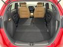 リア席シートを倒せば広い荷室が広がります！