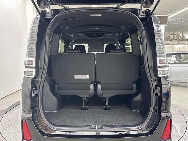 ヴォクシー ZS 煌II 4WD 7人乗り セーフティセンス ICS 9インチナビ フルセグTV CD/DVD再生 バックカメラ ETC ドラレコ クルーズコントロール 両側パワースライドドア LEDライト アルミホイール(19枚目)