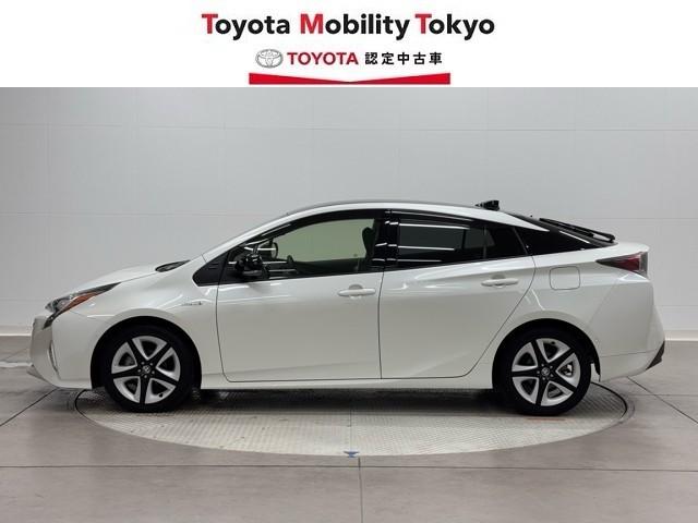 プリウス Sセーフティプラス 衝突回避システム Bモニター ドラレコ付き 定期点検記録簿 LEDライト クルコン ETC装備 スマートKEY ナビTV イモビライザー 横滑り防止機能 PW カーテンエアバッグ キーレスエントリー(3枚目)