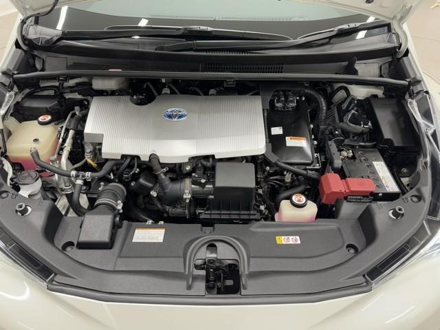 プリウス Sセーフティプラス 衝突回避システム Bモニター ドラレコ付き 定期点検記録簿 LEDライト クルコン ETC装備 スマートKEY ナビTV イモビライザー 横滑り防止機能 PW カーテンエアバッグ キーレスエントリー(19枚目)