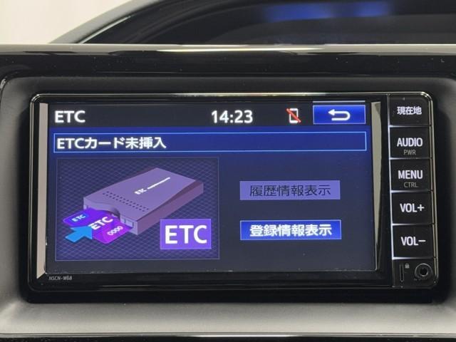 エスクァイア ハイブリッドGi Rカメラ AAC ナビ&TV リアエアコン 記録簿付き アイドルストップ クルーズコントロール LEDライト ワンセグ キーレスエントリー スマートキー付 エアバック 横滑防止装置 ドライブレコーダー(9枚目)