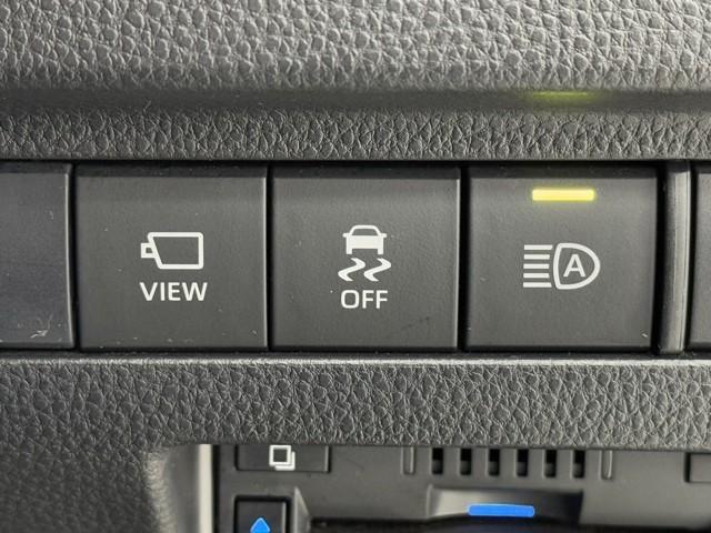 ハリアー Ｚ　盗難防止　運転席パワーシート　地デジ　横滑防止装置　リアビューカメラ　ヘッドライトＬＥＤ　アルミホイール　点検記録簿　Ｗエアバッグ　キーレス　ドラレコ付き　スマートキ－　サイドエアバッグ　エアコン（13枚目）