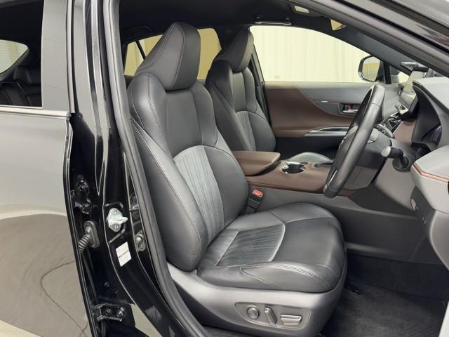 ハリアー Ｚ　盗難防止　運転席パワーシート　地デジ　横滑防止装置　リアビューカメラ　ヘッドライトＬＥＤ　アルミホイール　点検記録簿　Ｗエアバッグ　キーレス　ドラレコ付き　スマートキ－　サイドエアバッグ　エアコン（16枚目）