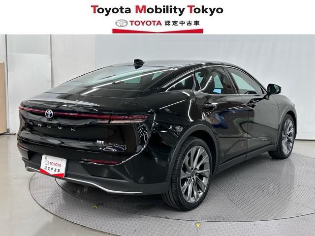 クラウンクロスオーバー Gレザーパッケージ クルーズコントロール パワーシート バックモニター 記録簿 LEDヘッドランプ レザーシート ドラレコ ETC 100V電源 フルセグTV 4WD スマートキー 盗難防止装置 キーレス ABS(2枚目)