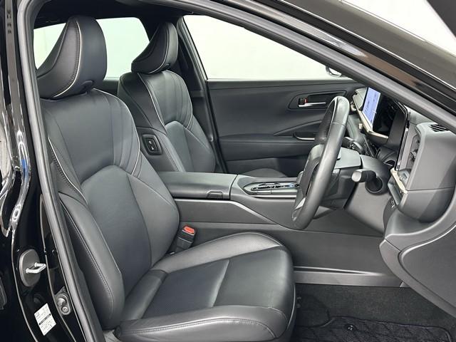 クラウンクロスオーバー Gレザーパッケージ クルーズコントロール パワーシート バックモニター 記録簿 LEDヘッドランプ レザーシート ドラレコ ETC 100V電源 フルセグTV 4WD スマートキー 盗難防止装置 キーレス ABS(16枚目)