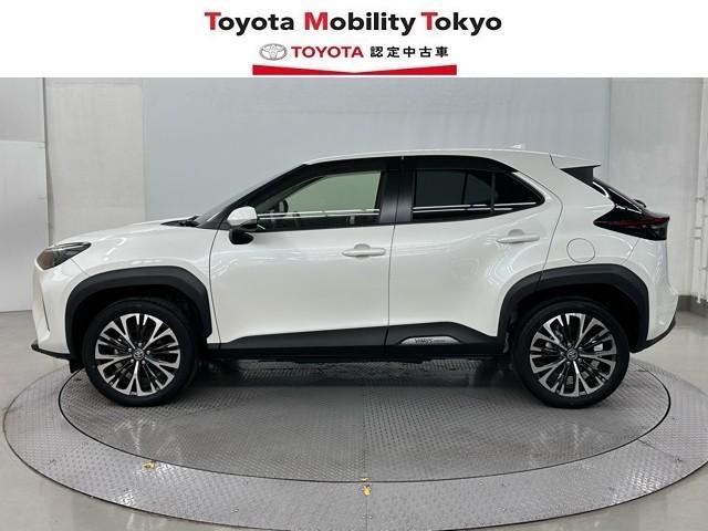 ヤリスクロス ハイブリッドZ ドライブレコーダ インテリジェントキー アルミホイル LEDライト 1オ-ナ- リアカメラ ナビ クルーズコントロール 整備記録簿 横滑り防止システム メモリーナビゲーション 電動シ-ト パワステ(3枚目)