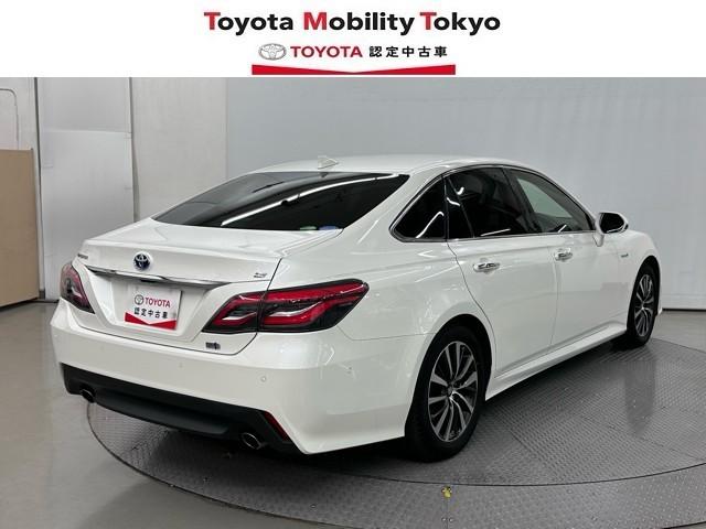 クラウンハイブリッド G 1オーナー 本革シート アルミ LEDヘッド キーフリー 記録簿 アイドリングストップ 横滑り防止機能 DVD ETC オートエアコン AUX ABS メモリナビ 盗難防止装置 エアバッグ ドラレコ(2枚目)