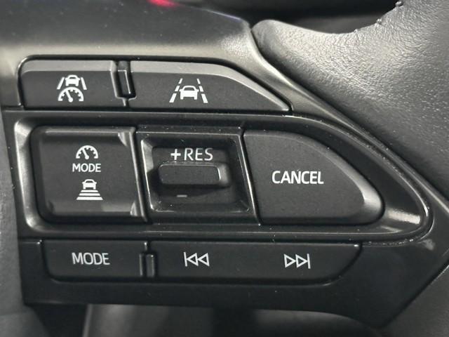 ヤリスクロス Ｇ　ＥＴＣ装備　リヤカメラ　点検記録簿　スマートエントリー　イモビライザー　オートエアコン　アルミホイール　キーレス　パワーウィンドウ　クルコン　ＡＢＳ　ドライブレコーダー　エアバッグ　パワーステアリング（13枚目）