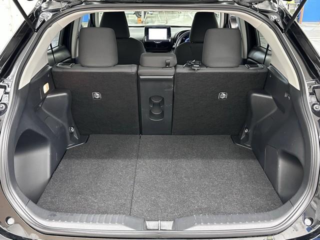 ヤリスクロス Ｇ　ＥＴＣ装備　リヤカメラ　点検記録簿　スマートエントリー　イモビライザー　オートエアコン　アルミホイール　キーレス　パワーウィンドウ　クルコン　ＡＢＳ　ドライブレコーダー　エアバッグ　パワーステアリング（18枚目）