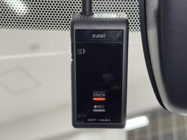 カローラツーリング Ｓ　ＴＶ　盗難防止　地デジ　ドライブレコーダー　Ｂモニター　ＬＥＤヘッドライト　フルオートエアコン　ＡＷ　横滑り防止装置　記録簿有　ＥＴＣ車載器　エアバッグ　クルコン　スマートキー＆プッシュスタート（7枚目）