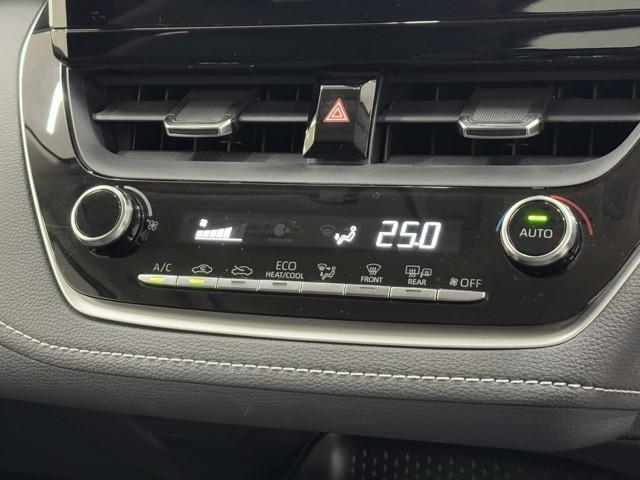 カローラツーリング Ｓ　ＴＶ　盗難防止　地デジ　ドライブレコーダー　Ｂモニター　ＬＥＤヘッドライト　フルオートエアコン　ＡＷ　横滑り防止装置　記録簿有　ＥＴＣ車載器　エアバッグ　クルコン　スマートキー＆プッシュスタート（9枚目）