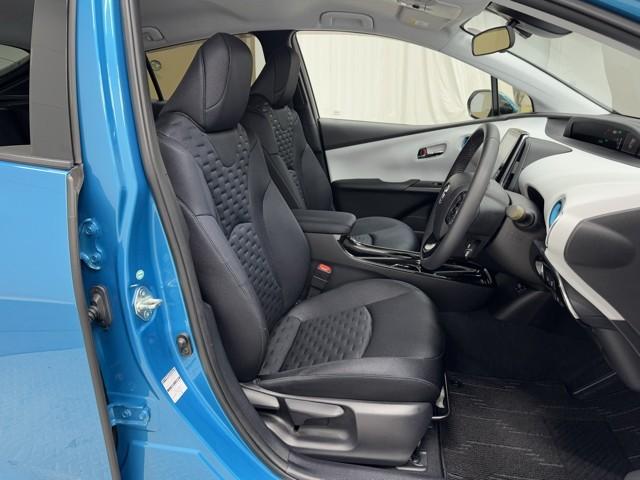 プリウスＰＨＶ Ａユーティリティプラス　ＡＣ１００Ｖ　ＬＥＤランプ　ドライブレコーダー　１オーナー　ＡＢＳ　ＡＵＸ　Ｂカメラ　スマートキー　横滑り防止機能　オートクルーズ　ＥＴＣ　盗難防止装置　オートエアコン　アルミホイール　ナビ＆ＴＶ（16枚目）