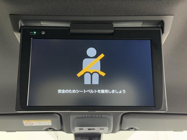 ヴォクシー ＺＳ　煌ＩＩＩ　プリクラッシュ　スマートキ　アイスト　ＤＶＤ再生機能　記録簿付き　横滑り防止装置　ナビＴＶ　アルミ　三列シート　ＷＡＣ　盗難防止　オートエアコン　キーレス　ＥＴＣ装備　パワステ　メモリナビ　クルコン（16枚目）