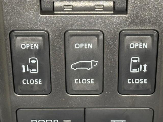 ヴェルファイアハイブリッド Z プレミア キーレス ナビ&TV 横滑り防止機能 ドライブレコーダー 黒革シート 寒冷地仕様 スマートキー 4WD車 クルーズコントロール 地デジTV サンルーフ 盗難防止装置 メモリーナビ 両側電動スライドドア(13枚目)